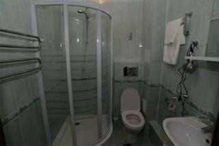 Гостиница Фишер Калуга Номера класса Улучшенный Стандарт-3